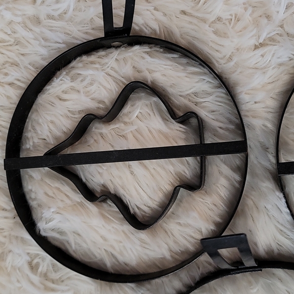 Williams Sonoma, Christmas, Heavy Metal Pancake Molds Set - Picture 3 of 6